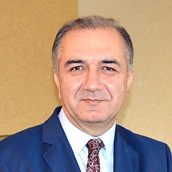 DR. MUSTAFA ENİS ARABACI