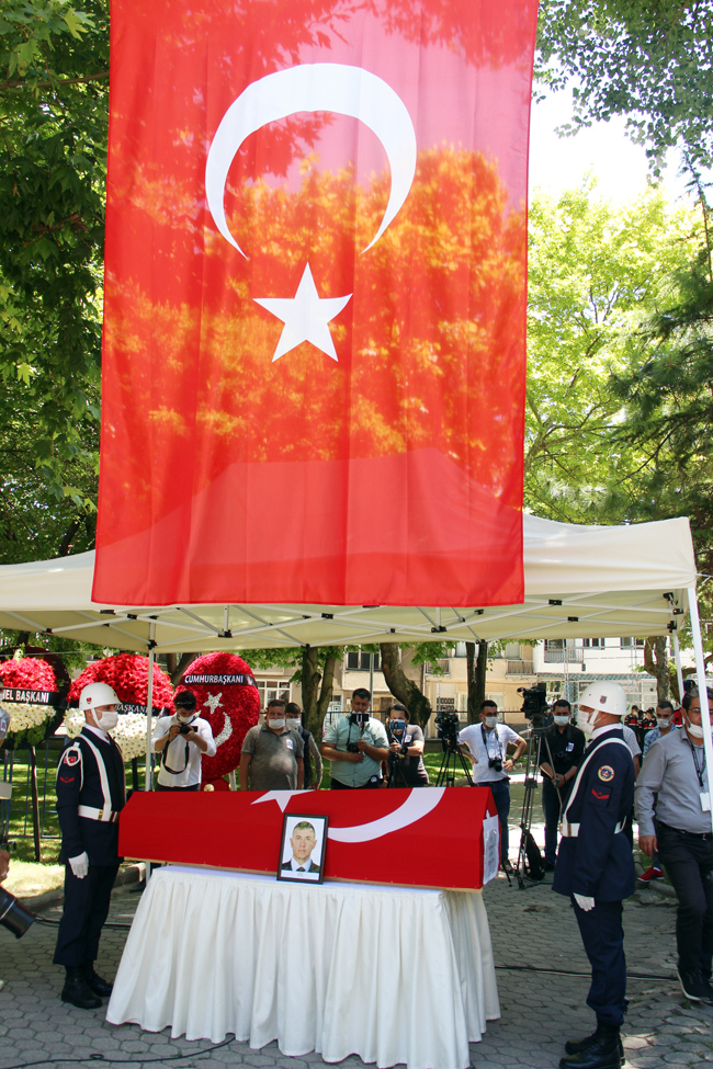 ŞEHİT MANGA SON YOLCULUĞUNA UĞURLANDI
