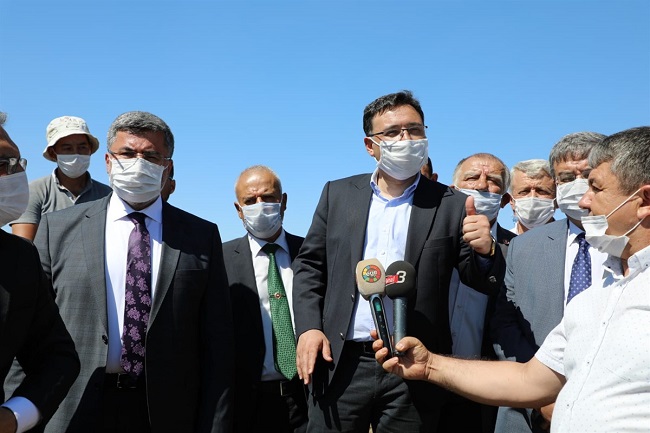 “EMRE GÖLÜ ÇEVRE VE FRİG MEDENİYET BAHÇESİ” PROJESİ TANITILDI