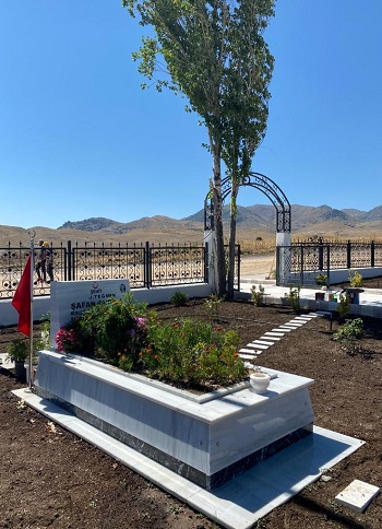 100 ŞEHİT MEZARI 60 GÜNDE YENİLENECEK