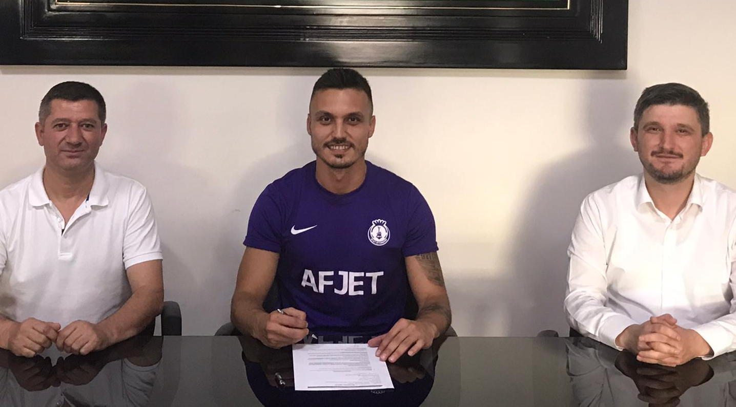 JETLERDE TRANSFER ATAĞI DEVAM EDİYOR