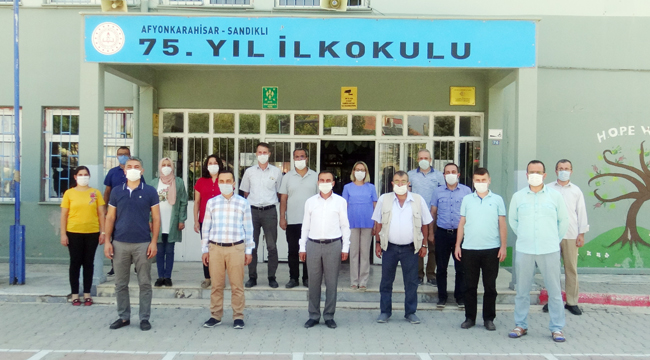 BAKAN SELÇUK'TAN ÖĞRETMENLERE ÇAĞRI