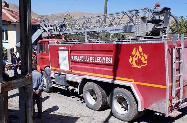 EKMEK YAPMAK İSTERKEN YANGIN ÇIKTI