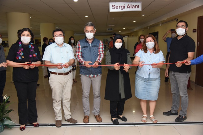 KEÇE SERGİSİNE YOĞUN İLGİ