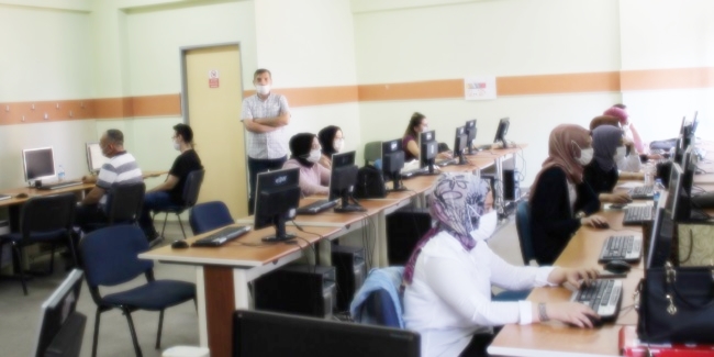 HALK EĞİTİM MERKEZİ KURSLARA BAŞLADI
