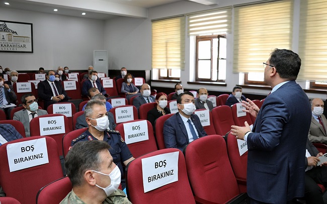 “GENÇLER BU ŞEHRİN SİGORTASI”