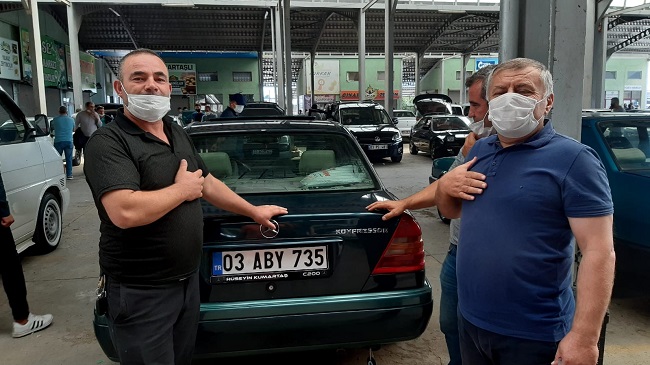 GALERİCİLER KAÇAK ARABA SATANLARDAN DERTLİ