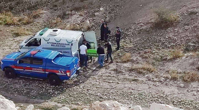 Şarampole devrilen otomobilin 21 yaşındaki sürücüsü öldü