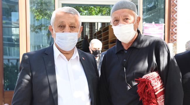 MAHALLELERİN SORUNLARINA ÖNCELİK VERİLİYOR