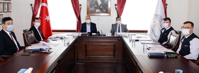 BAKAN YARDIMCISI ERSOY DEĞERLENDİRME TOPLANTISINA KATILDI