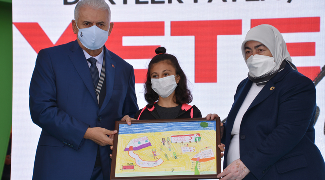 KIZILAY ANAOKULUNU SON BAŞBAKAN AÇTI