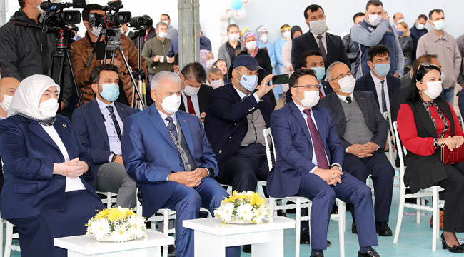 KIZILAY ANAOKULUNU SON BAŞBAKAN AÇTI