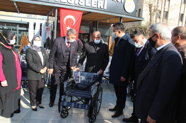 Afyonkarahisar'da emanet tekerlekli sandalye dönemi başladı