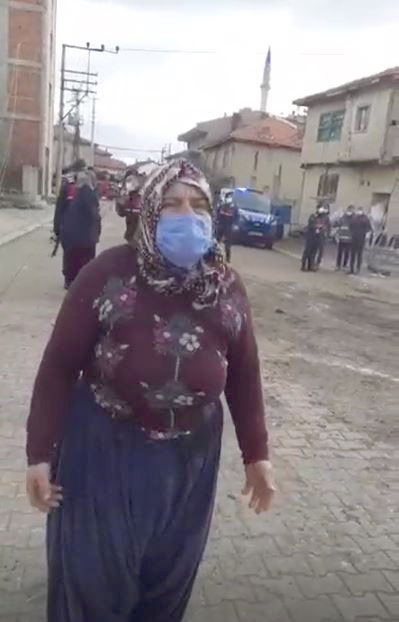 BELEDİYE EKİPLERİ İLE VATANDAŞ ARASINDA ARBEDE