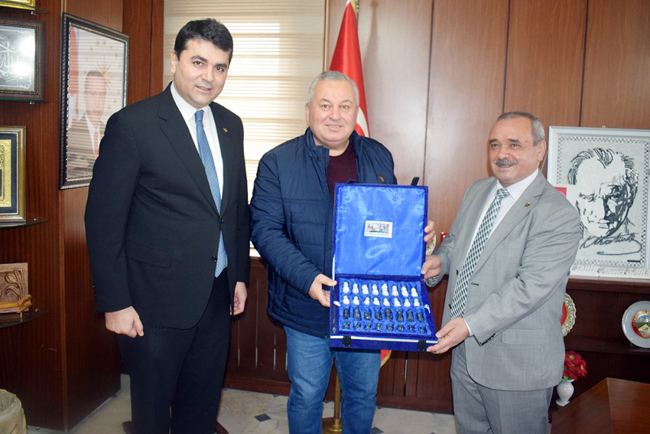 “TÜM TÜRKİYE’DEKİ BELEDİYELERE TALİBİZ”