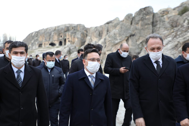 Frig eserlerinin bulunduğu köyde 148 ev yenilenecek