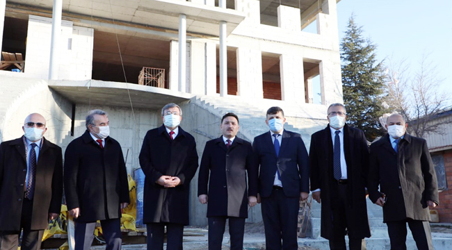 “VATANDAŞA HİZMET ETMEK İÇİN BURADAYIZ”