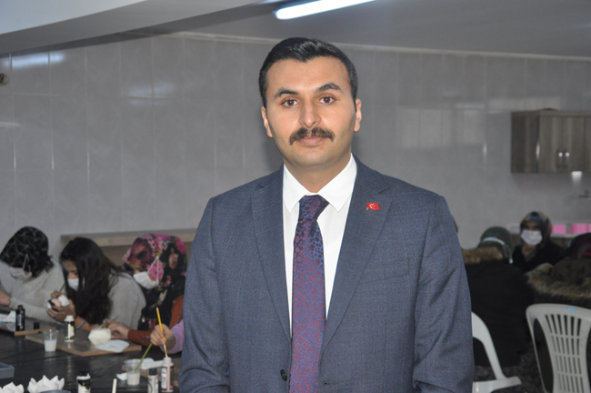 Aldıkları eğitimle ürettiklerini kooperatifleri sayesinde satışa sunuyorlar