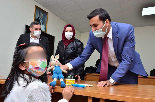 İLK ÜRÜNLER KİMSESİZ ÇOCUKLARA