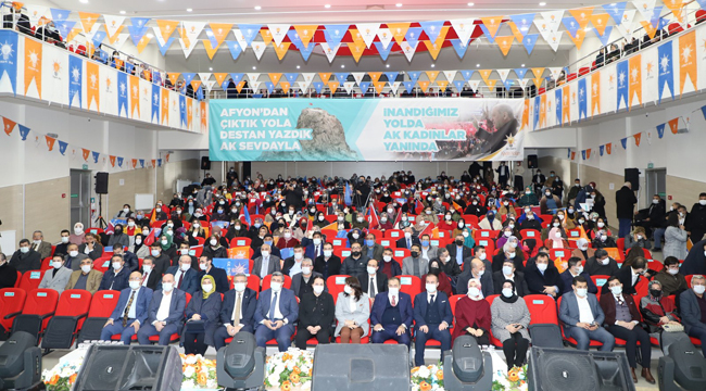 AK PARTİ, TÜRKİYE'DE DESTAN YAZMIŞTIR