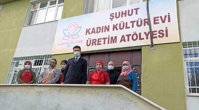 Kadınlar önce çömlek yapımını öğrendi sonra üretime başladı