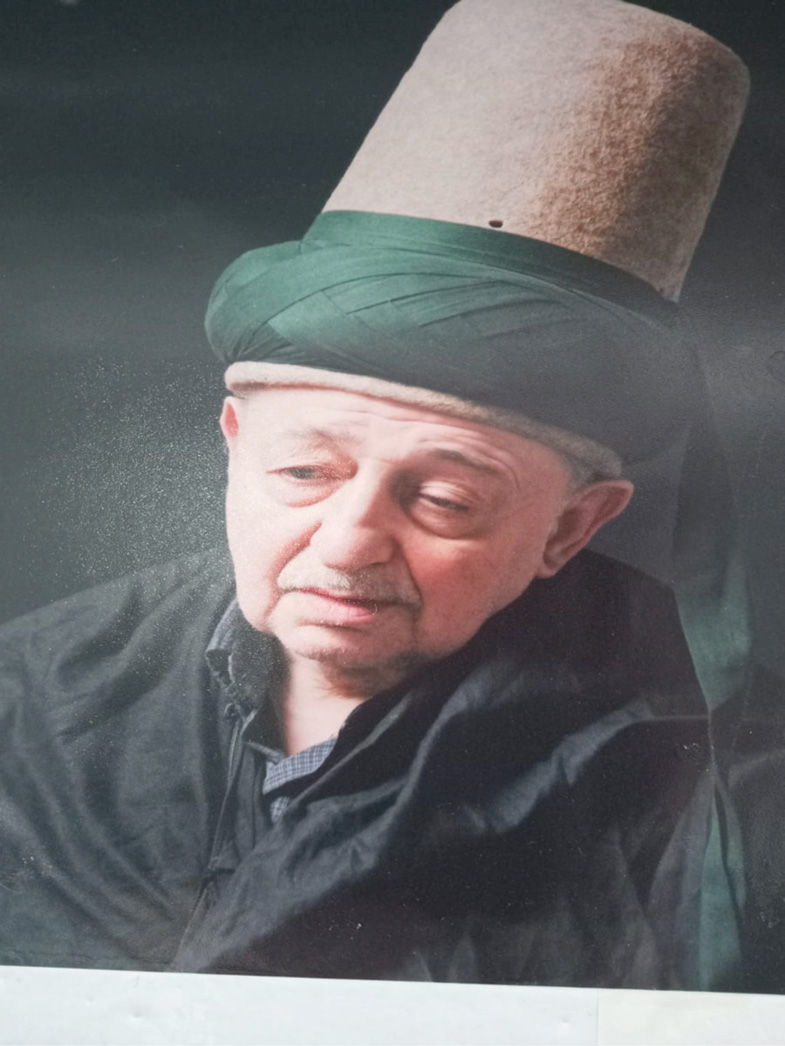 YAĞMURLU BİR GÜN VE ŞAH İSMAİL