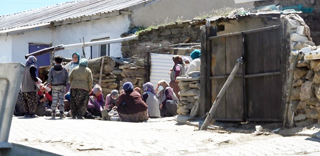 Arazi anlaşmazlığından çıkan kavgada 2 kişi öldü, 1 kişi yaralandı