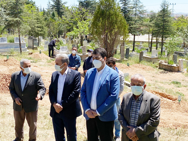 Eski Bakan Akcan’ın acı günü