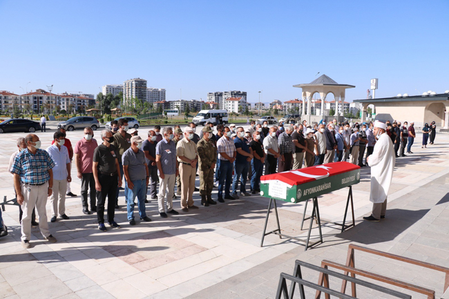 Vefat eden başçavuş askeri törenle sonsuzluğa uğurlandı
