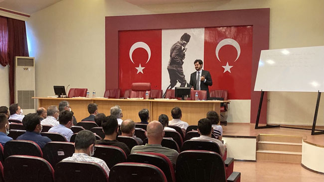Afyon’da küçükbaş hayvanlar ıslah ediliyor