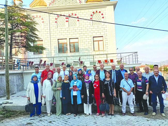 3.CÜ ISPARTA ŞARKİKARAAĞAÇ BELCEĞİZ KÖYÜ SOSYAL SORUMLULUK PROJESİ "BİR ŞEHİT BİR ÖYKÜ BİR ŞİİR"