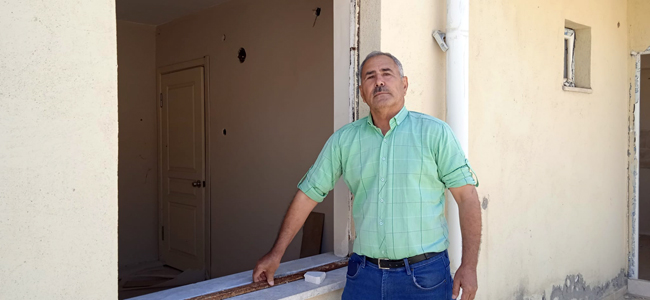Deprem konutlarında ne var ne yok çaldılar geride boş duvarları bıraktılar
