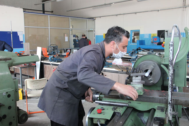 BU LiSEDEN MEZUN OLANLAR YÜZDE 90 iŞ BULUYOR