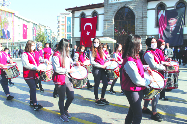 29 EKİM CUMHURİYET BAYRAMI COŞKUYLA KUTLANDI