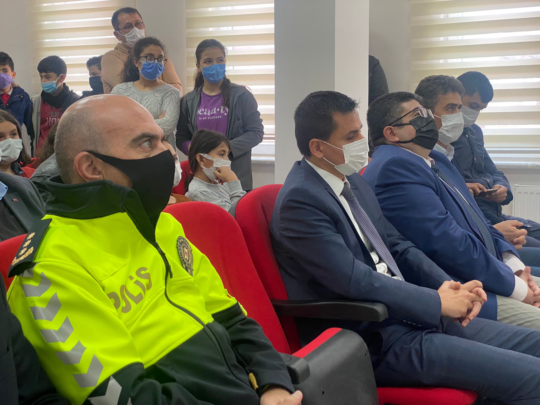 Çay Gençlik Merkezi hizmete açıldı