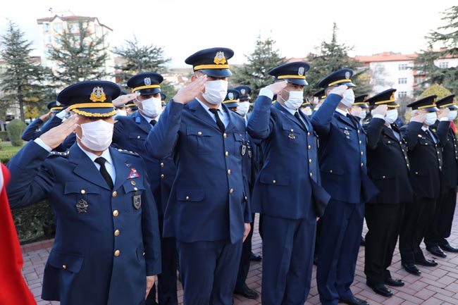 ATAMIZ SAYGI VE MİNNETLE ANILDI