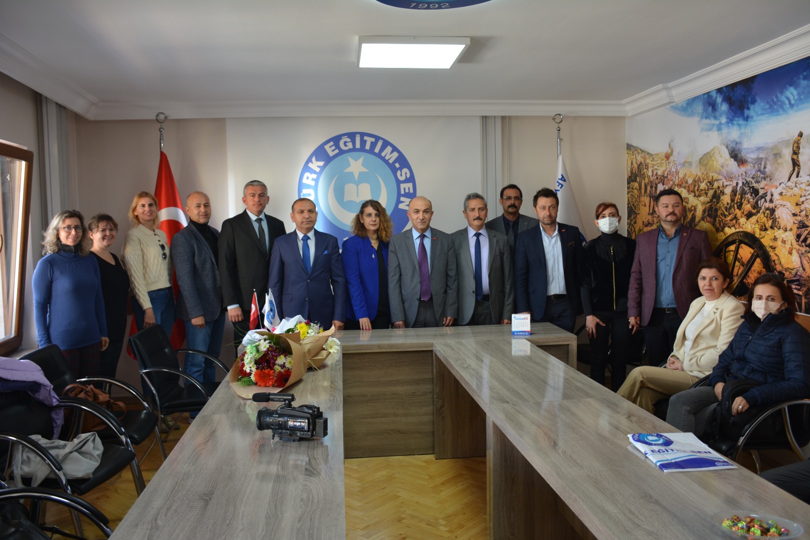 TÜRK EĞİTİM–SEN’DE DEVİR TESLİM TÖRENİ YAPILDI