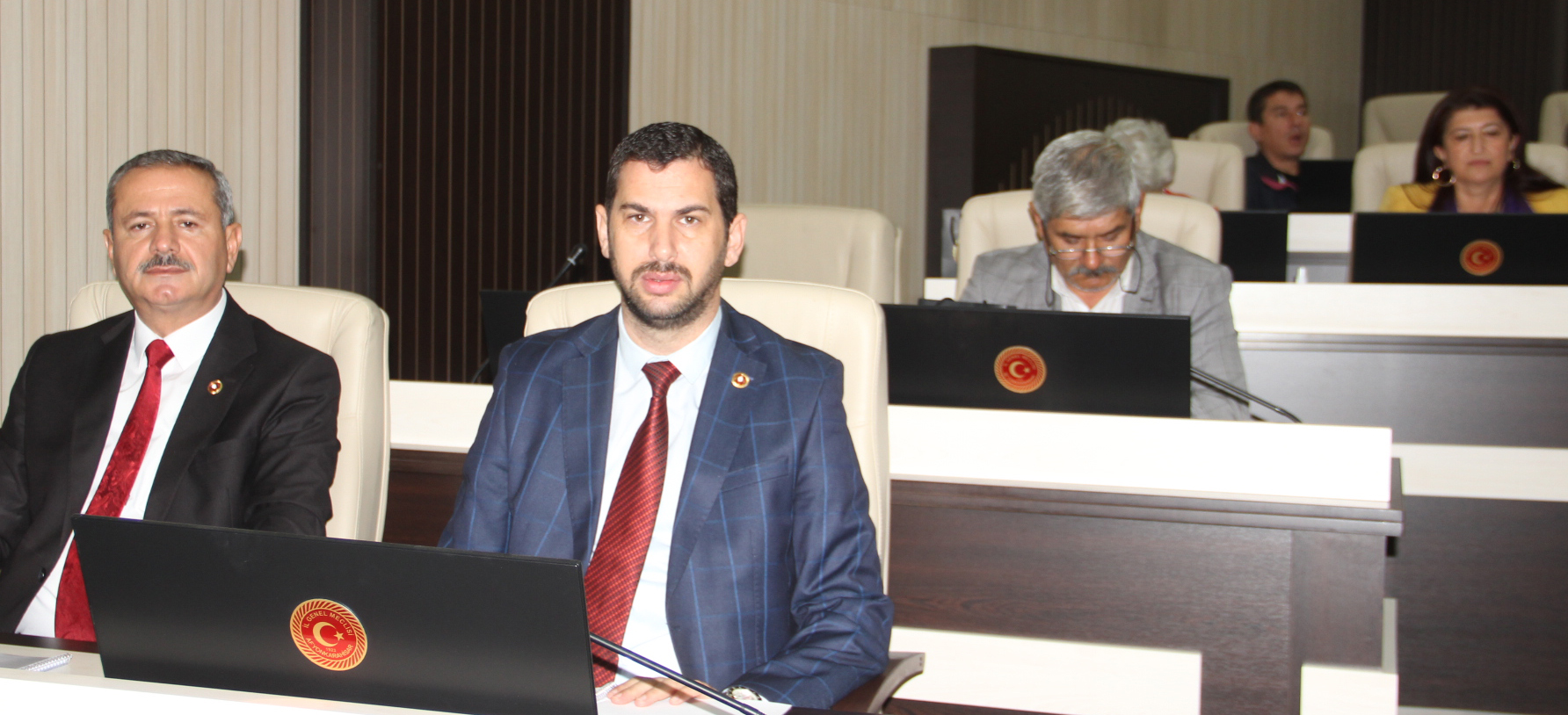 ÖZEL İDARENİN 2022 YILI BÜTÇESİ 215 MİLYON