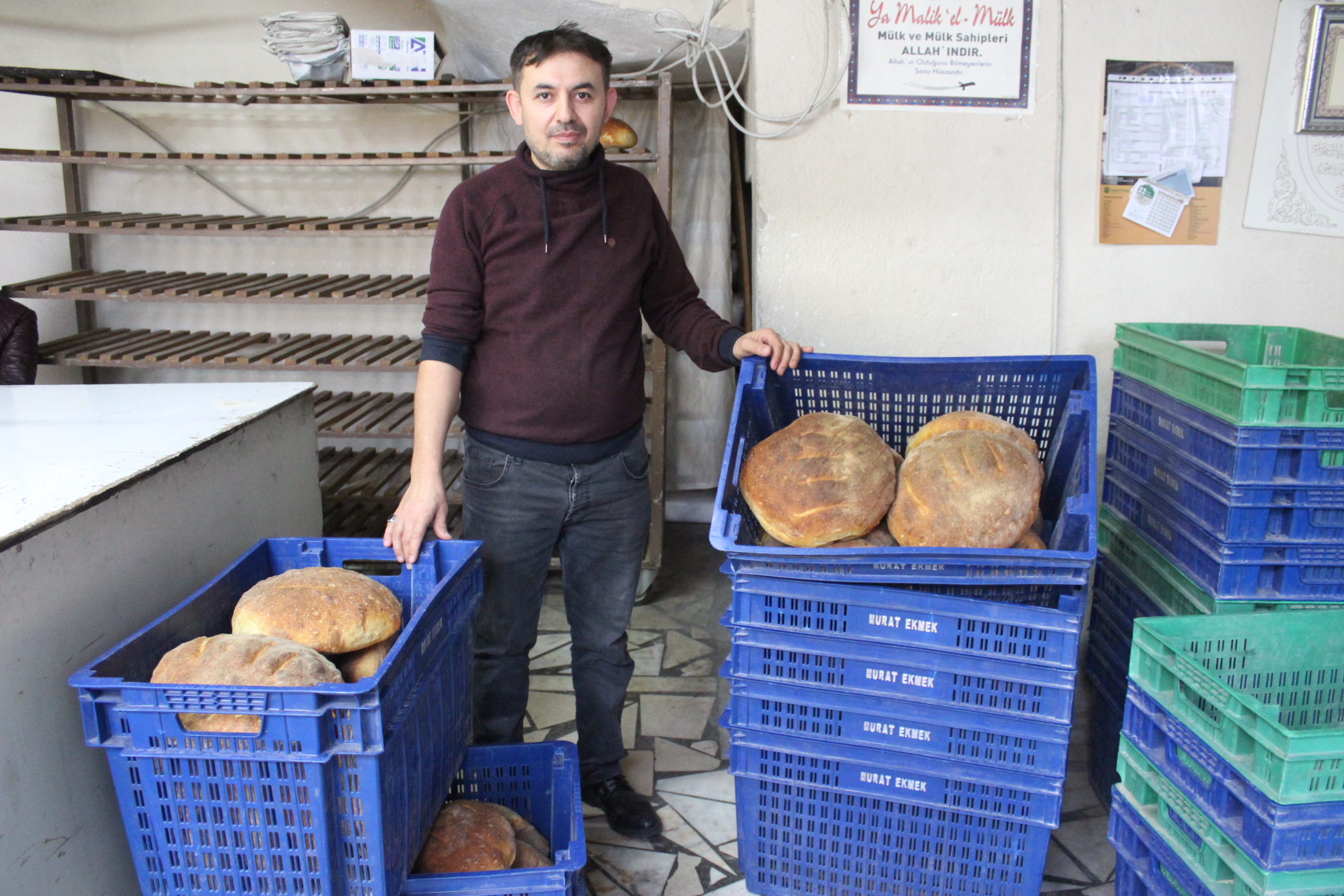“ÜRETTİĞİMİZ EKMEĞİ PARAYA ÇEVİREMİYORUZ”