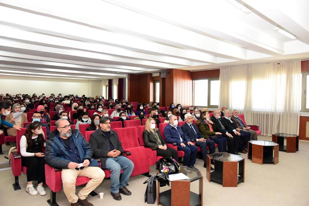 PROF. DR. SARI, YUNUS EMRE’Yİ ANLATTI
