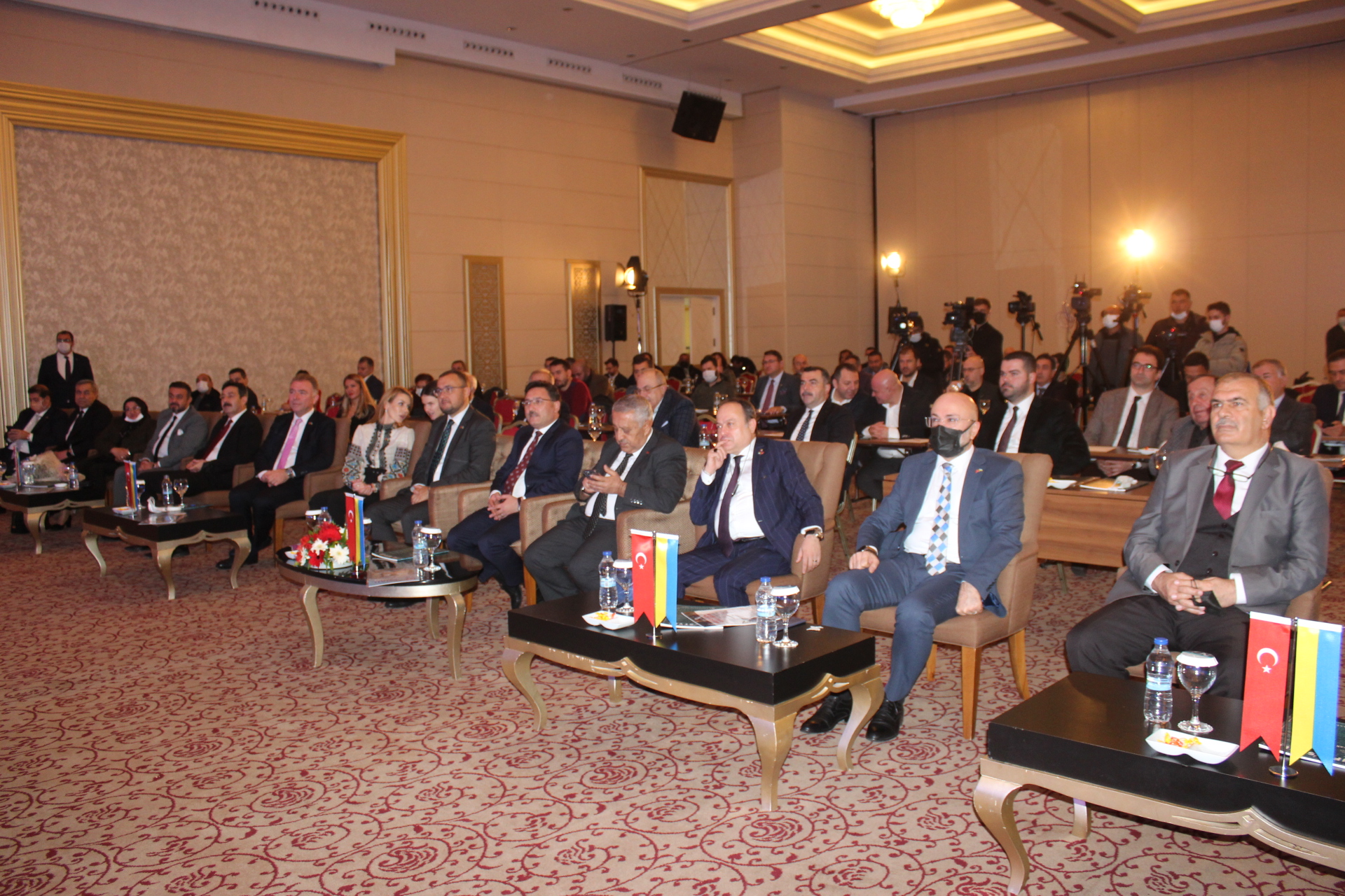 GÜRAL, UKRAYNA AFYONKARAHİSAR FAHRİ KONSOLOSU OLDU