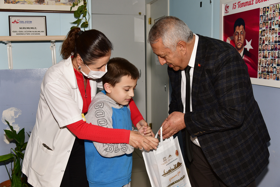 ENGELLİ ÇOCUKLAR ARTIK KENDİLERİNE GÜVENİYOR