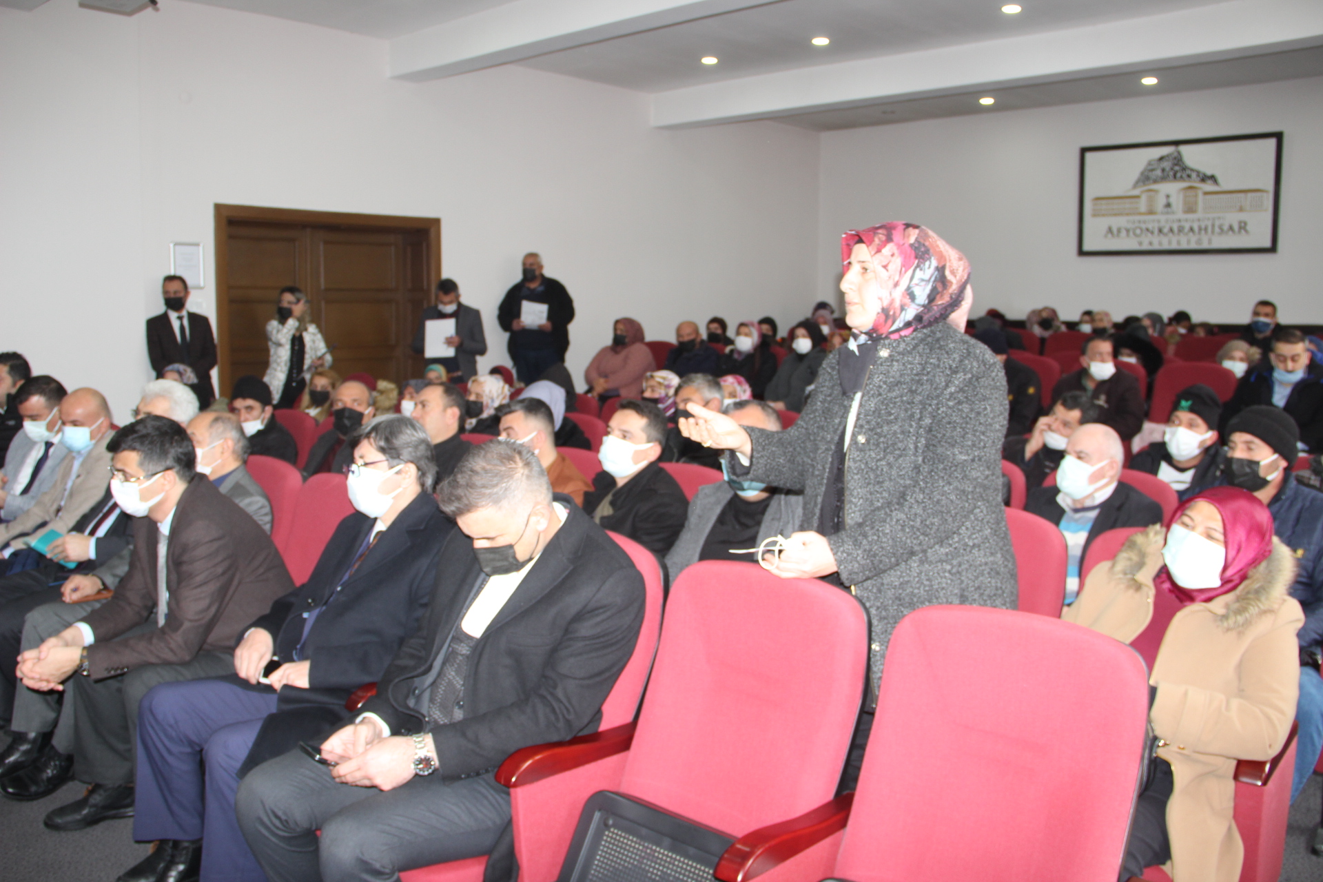 VATANDAŞ İSTEKLERİNİ TEK TEK DİLE GETİRDİ