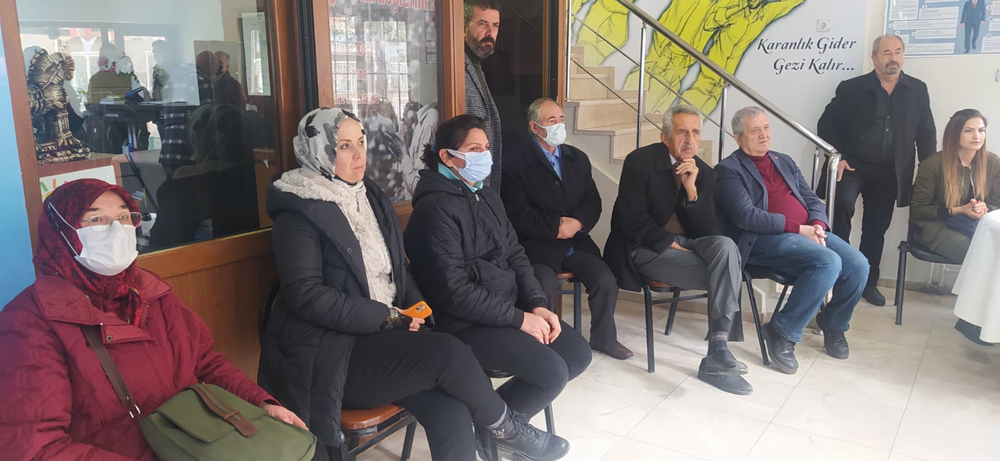 “2021 YILI İÇERİSİNDE GÜNDEMİ CHP OLARAK SIKI TAKİP ETTİK”