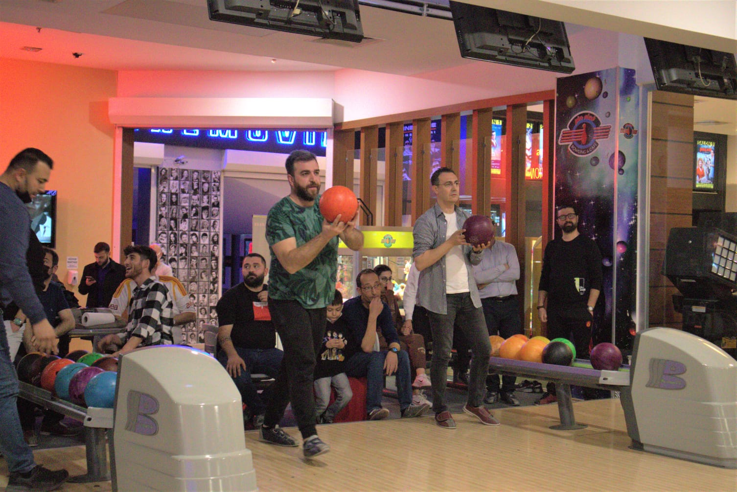 Bölgesel Bowling Turnuvasında kıyasıya yarıştılar