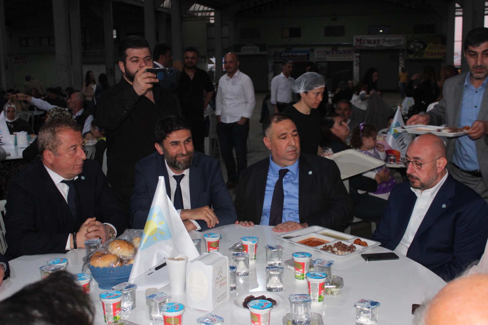 YÜZLERCE İYİ PARTİLİ KARDEŞLİK İFTARINDA BİR ARAYA GELDİ