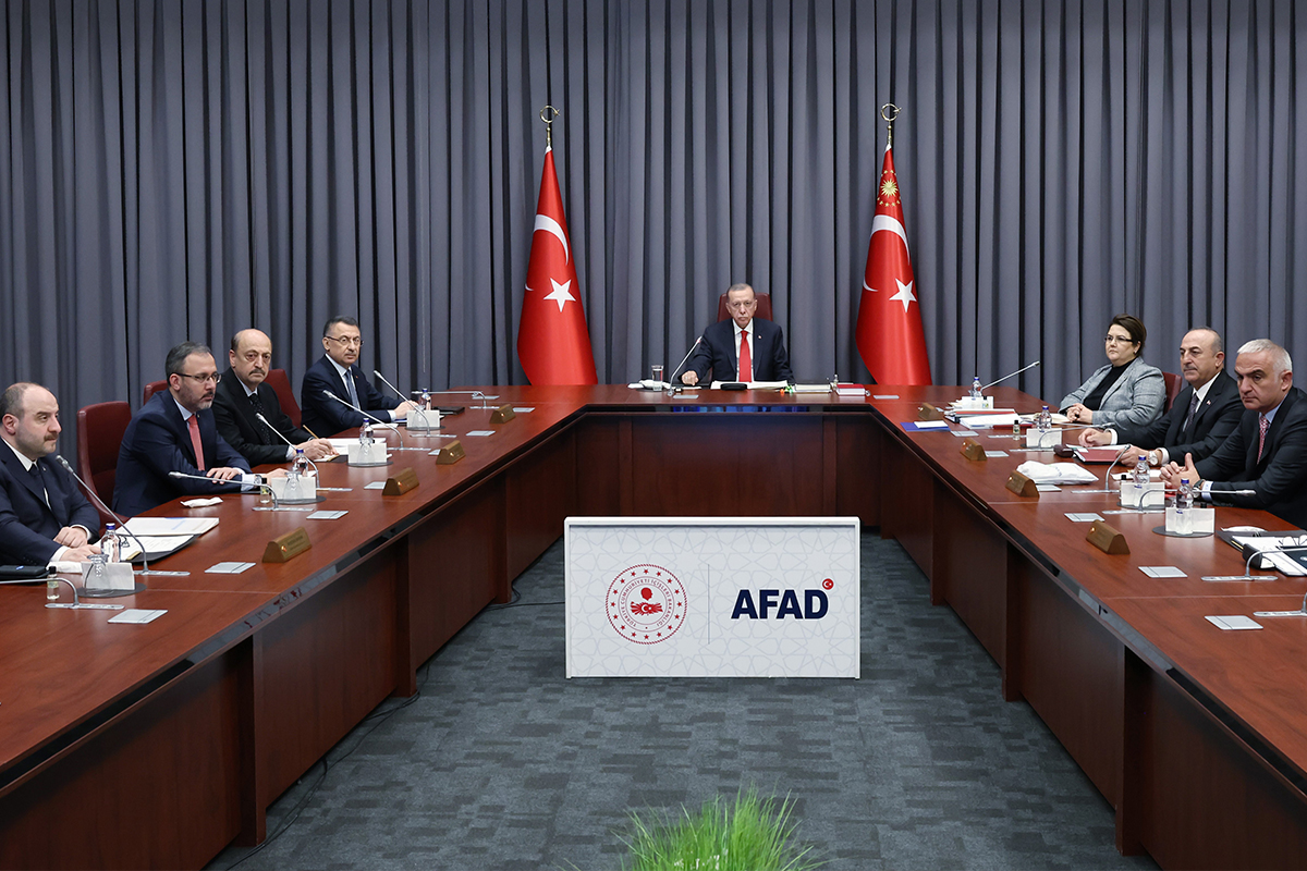 'MİLLETİMLE BERABER BİZ BUNUN ÜSTESİNDEN GELECEĞİZ'