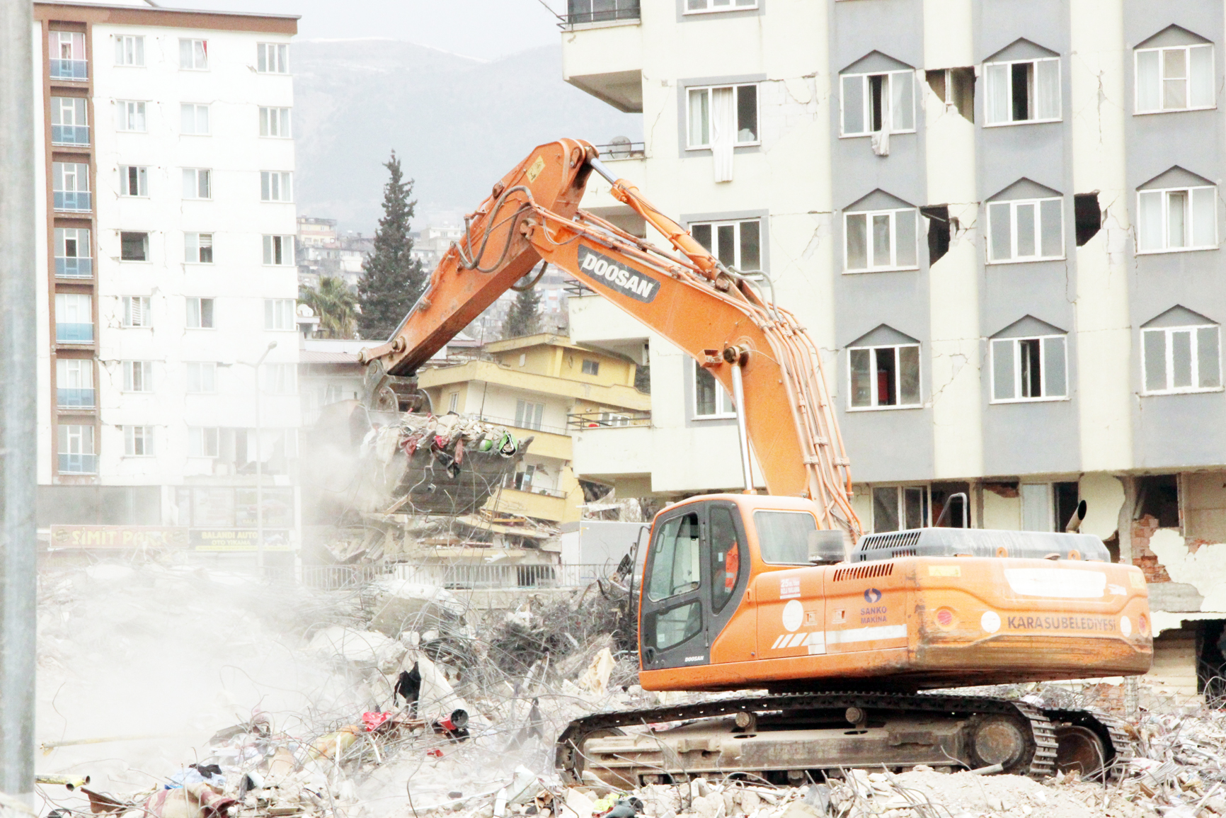 TÜRKELİ GAZETESİ DEPREM BÖLGESİNDE