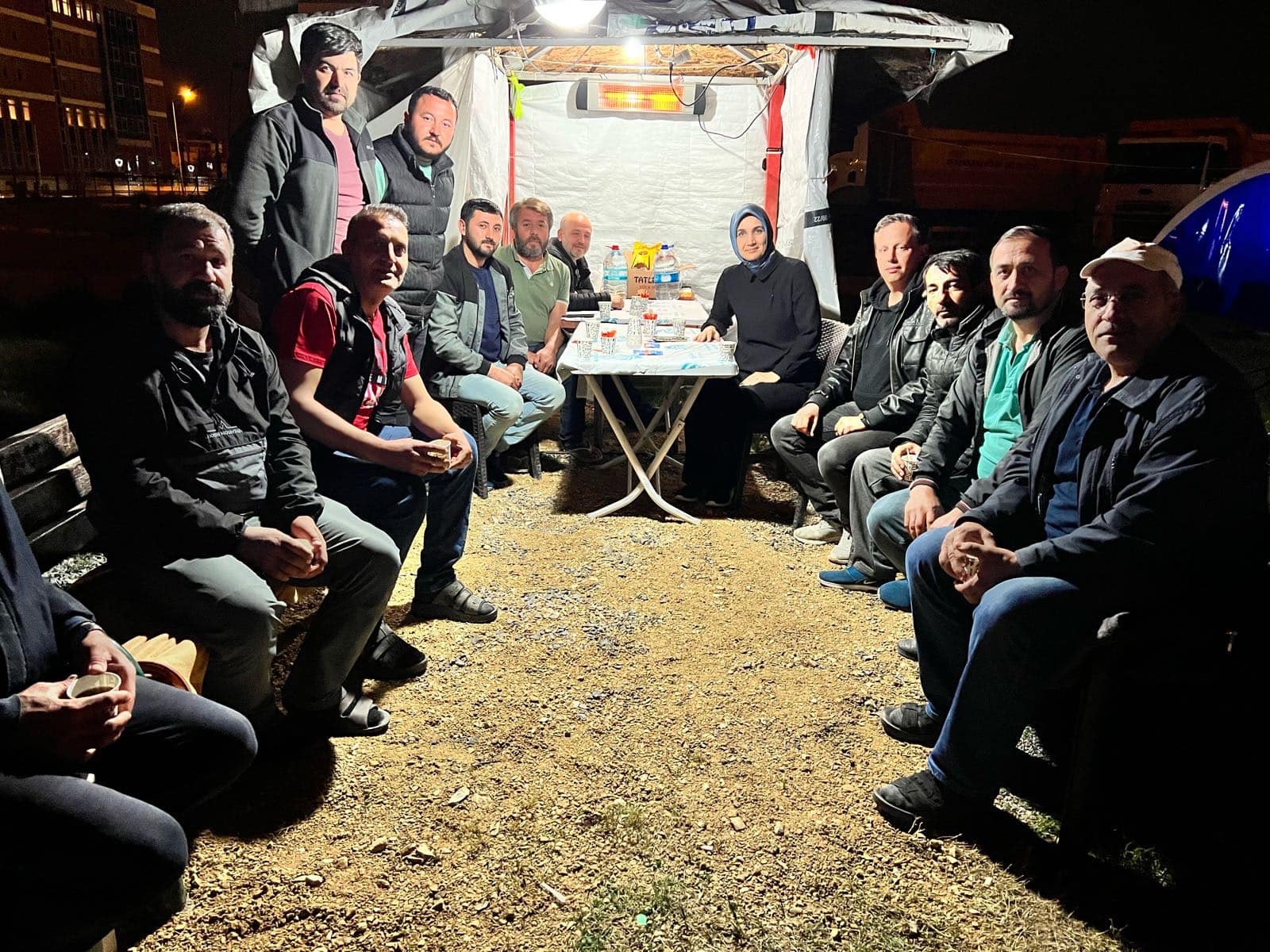 VALİ YİĞİTBAŞI İSKENDERUN’DA GÖREV YAPAN BELEDİYE PERSONELİNİ ZİYARET ETTİ