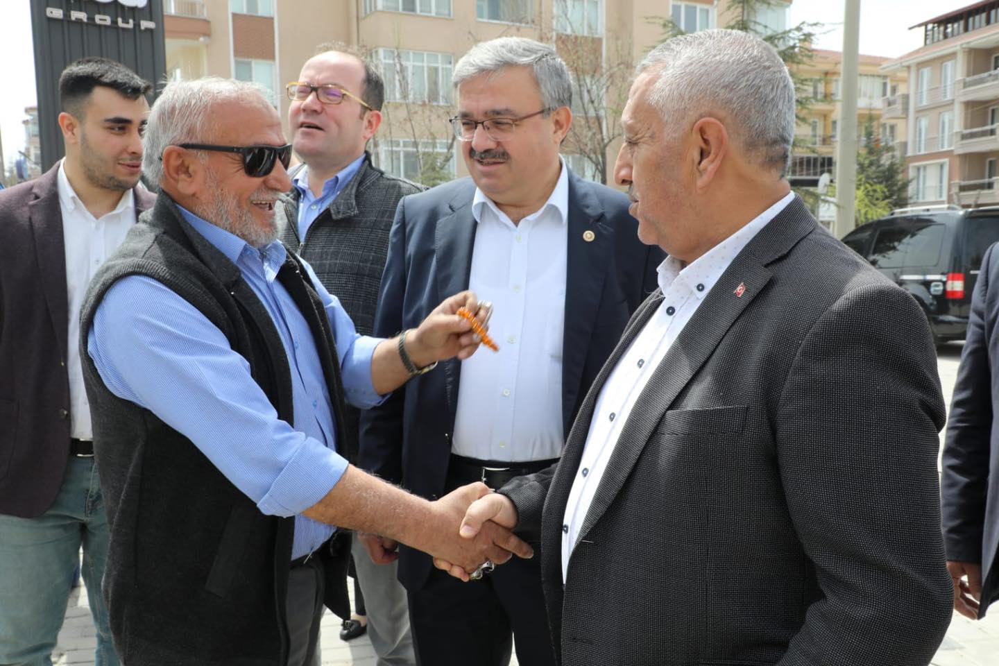 ZEYBEK VE YURDUNUSEVEN'DEN SANAYİ ÇIKARMASI